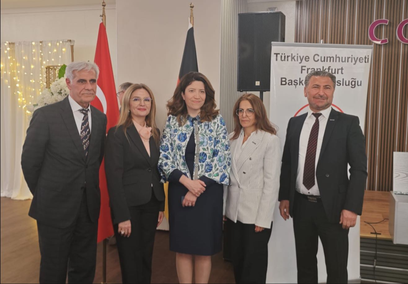 Frankfurt Başkonsolosluğumuzun İftar Progamı