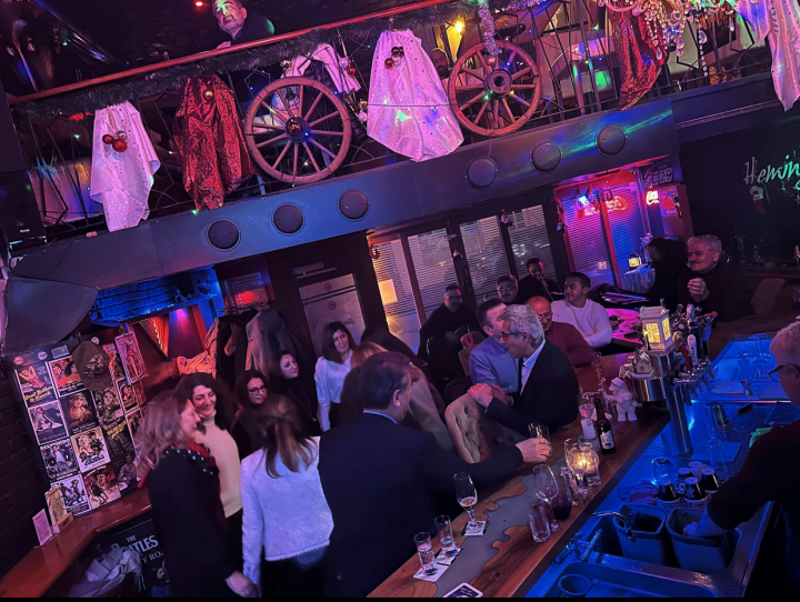 ATIYAB  Asım Çalışkan’ın mekanında Yıl sonu yorgunluğu attı