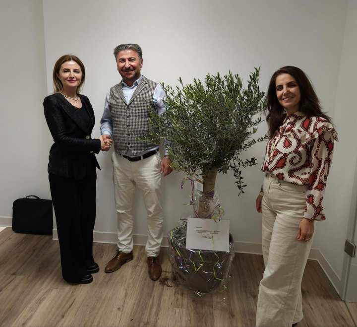 Yeni Ofis binamızda sürpriz  ziyaret