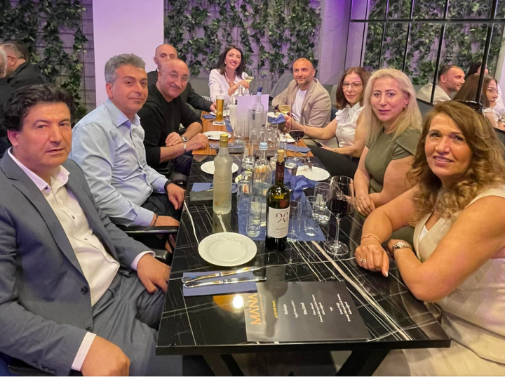 Derneğimizin 12.04.2024 günü yapmış olduğu  sohbet sofrasına 104 kişi  katıldı.