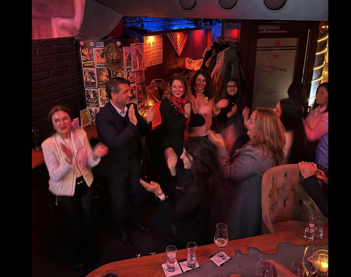 ATIYAB  Asım Çalışkan’ın mekanında Yıl sonu yorgunluğu attı