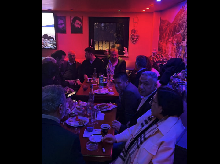 ATIYAB  Asım Çalışkan’ın mekanında Yıl sonu yorgunluğu attı