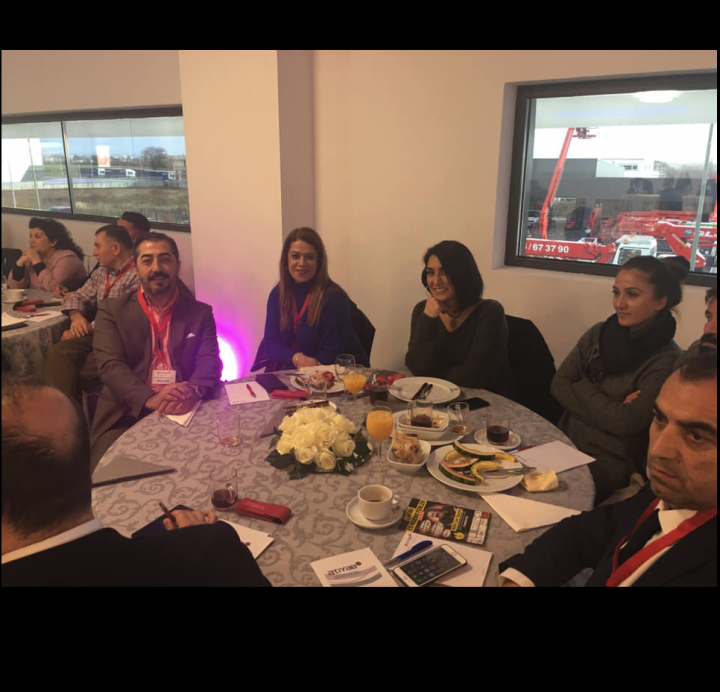 ATIYAB Hessen de yeni YK başarılı ve güzel bir seçim atmosferi ile seçildi.